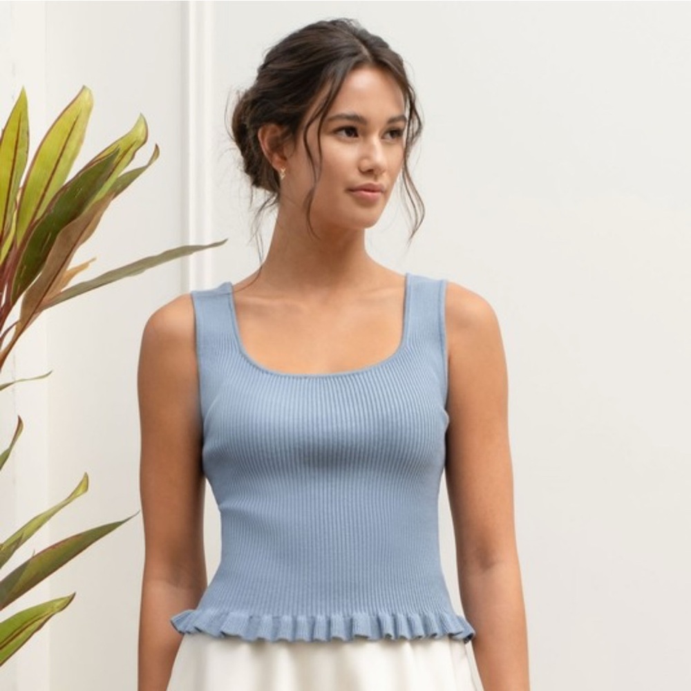 93. LETTUCE HEM KNIT TOP